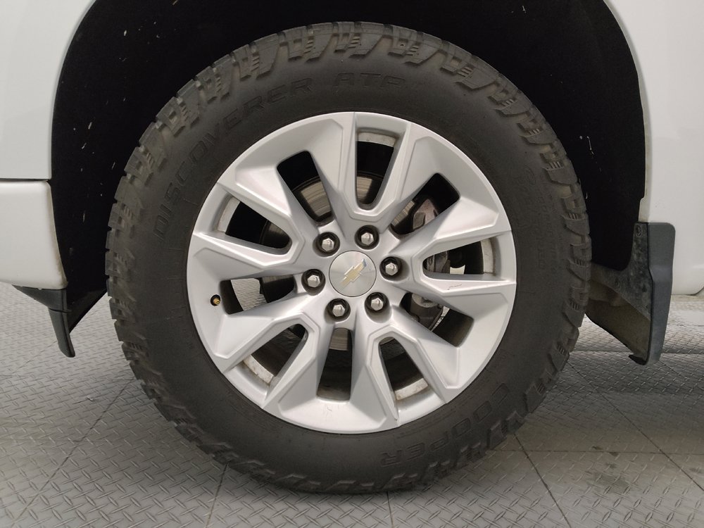 Used 2023 Chevrolet Silverado 1500 Custom RWD image 31