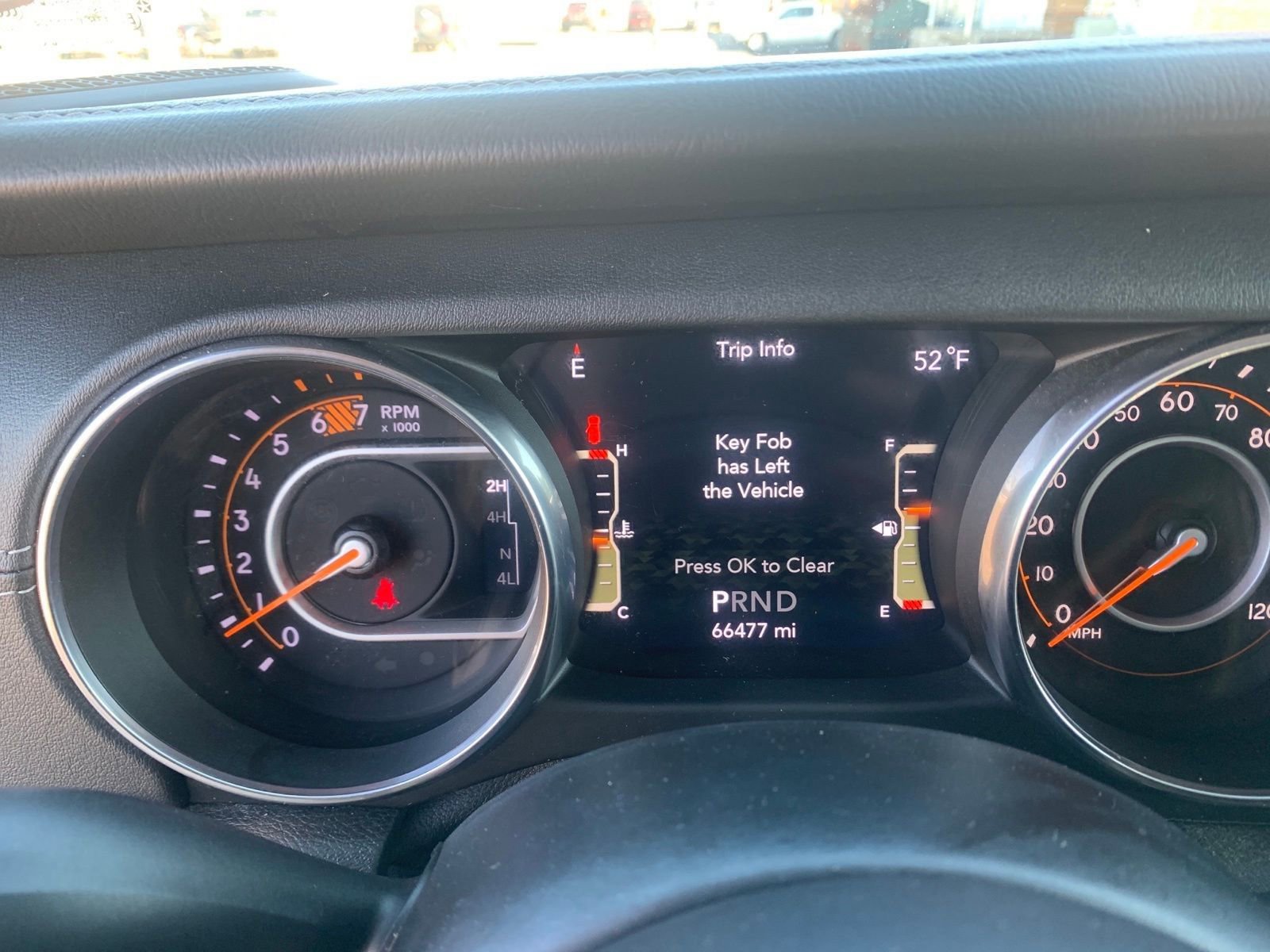 Used 2018 Jeep Wrangler Unlimited Sahara w/ Safety Group image 18