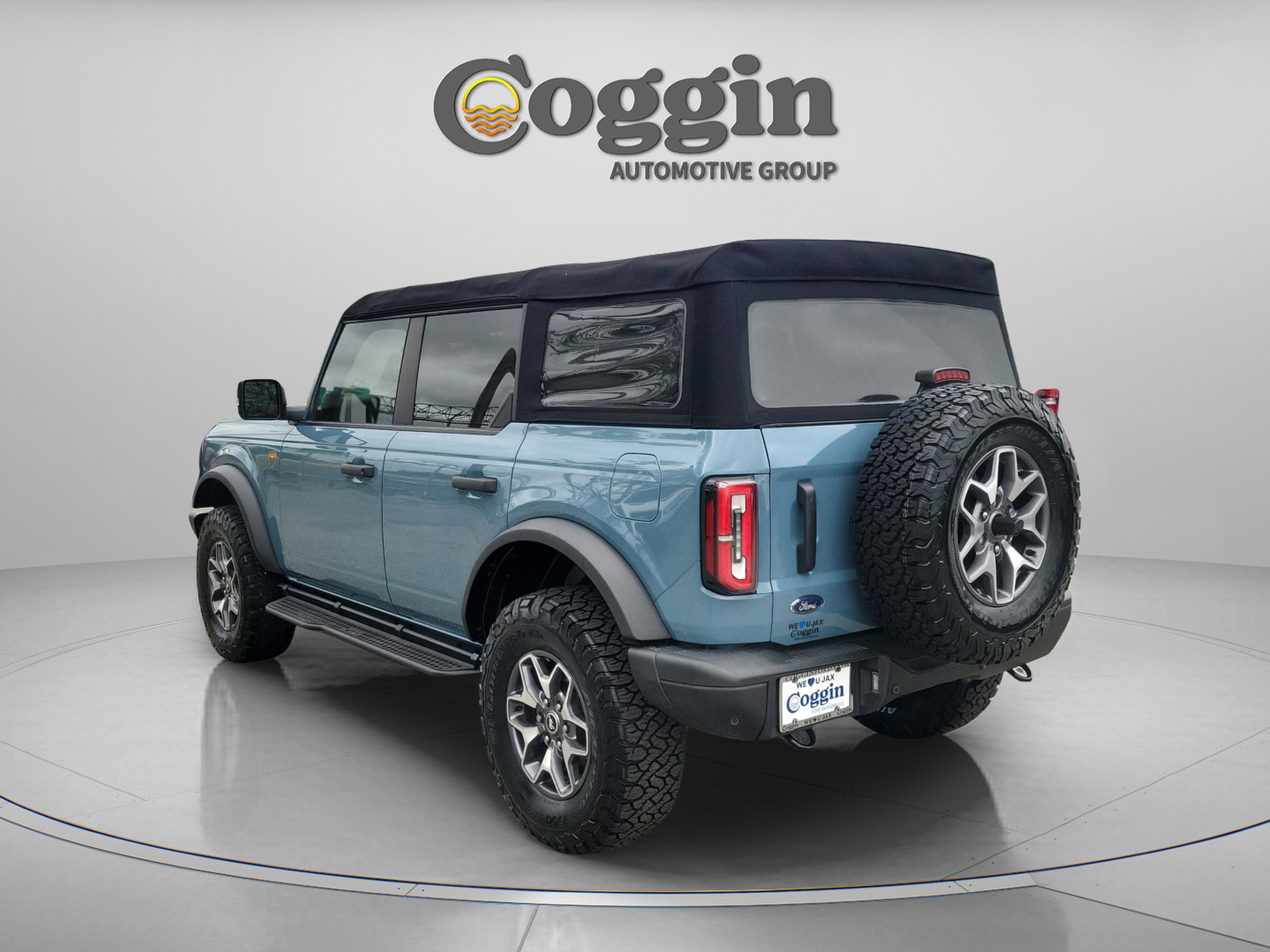 Used 2022 Ford Bronco Badlands AWD/4WD image 2