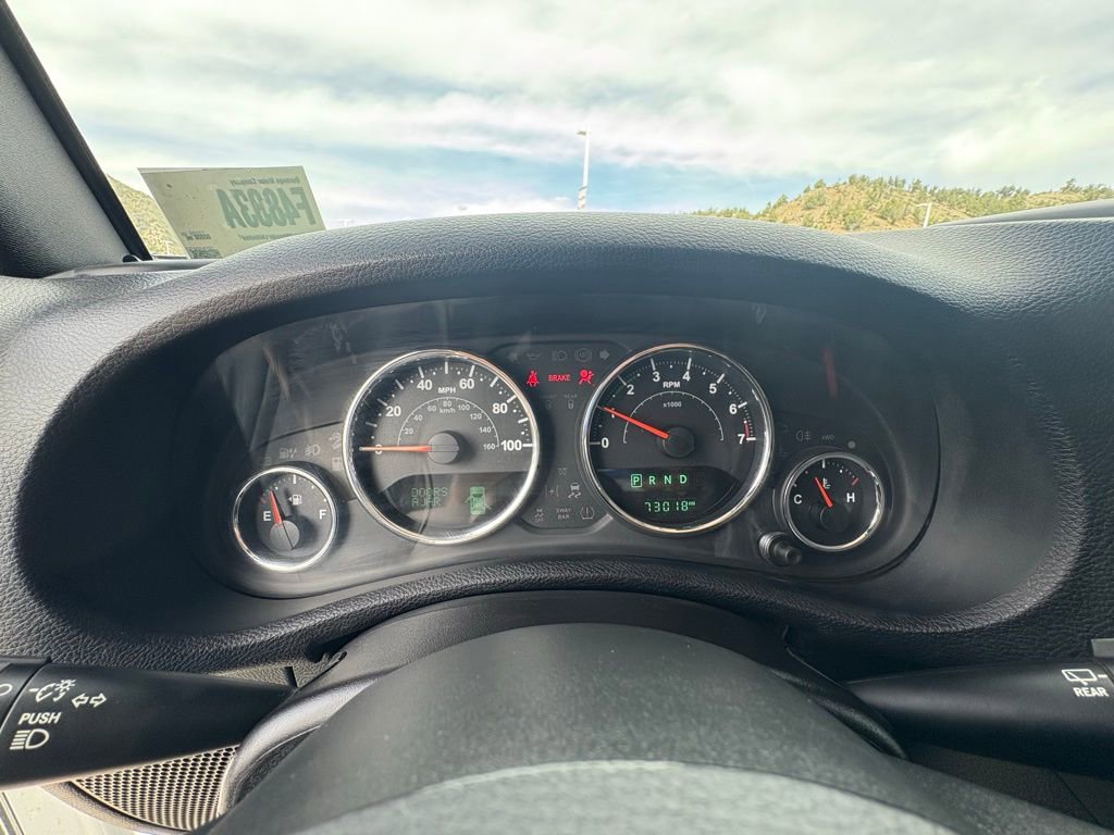 Used 2016 Jeep Wrangler Unlimited Sahara w/ Connectivity Group image 28