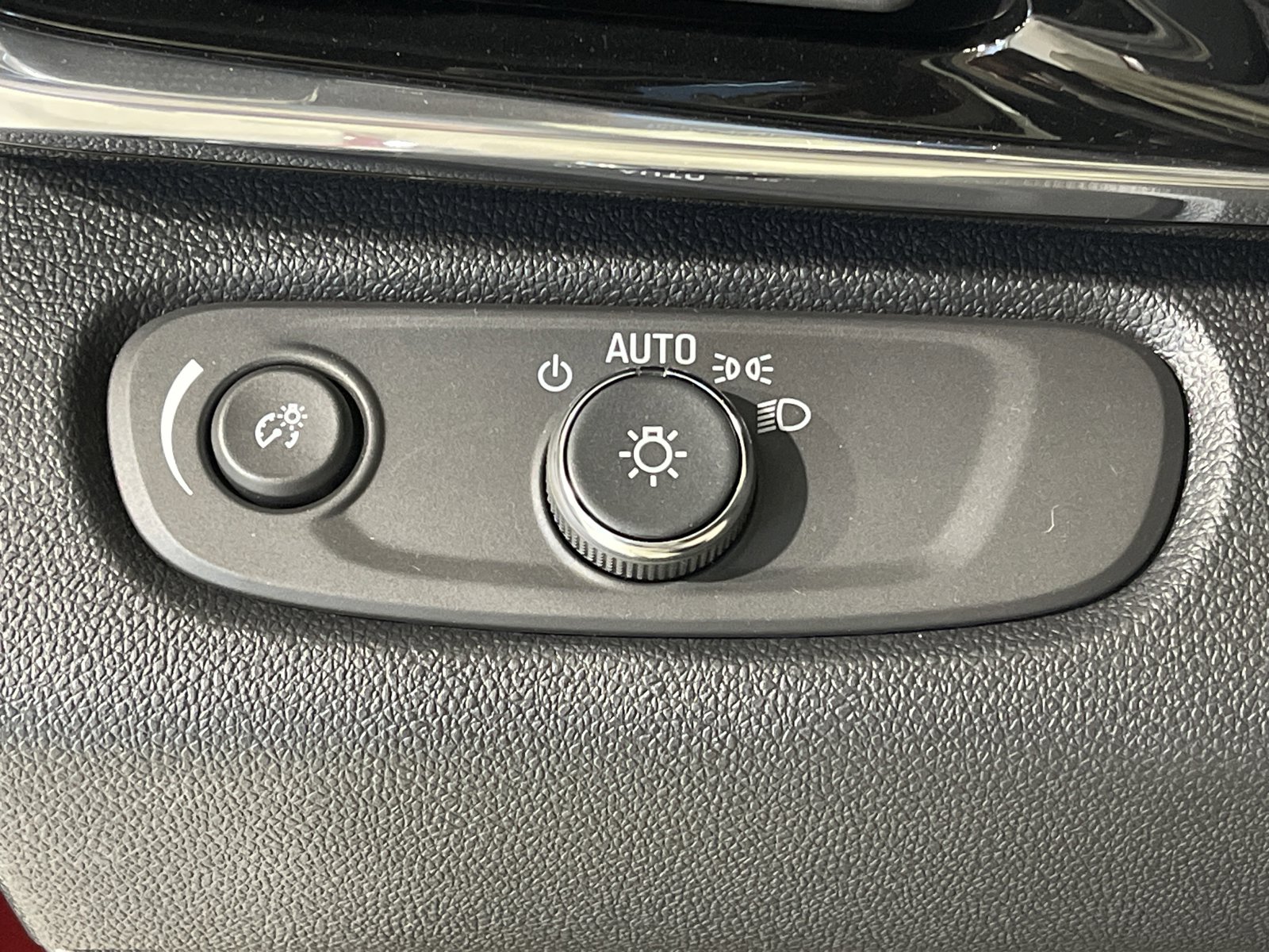 Used 2026 Buick Envista Avenir FWD image 30