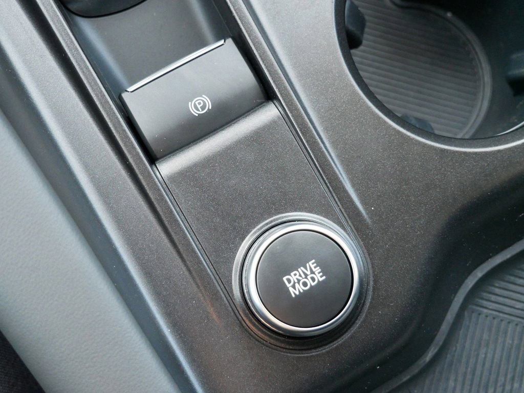 Used 2026 Ford Explorer Active AWD/4WD image 26
