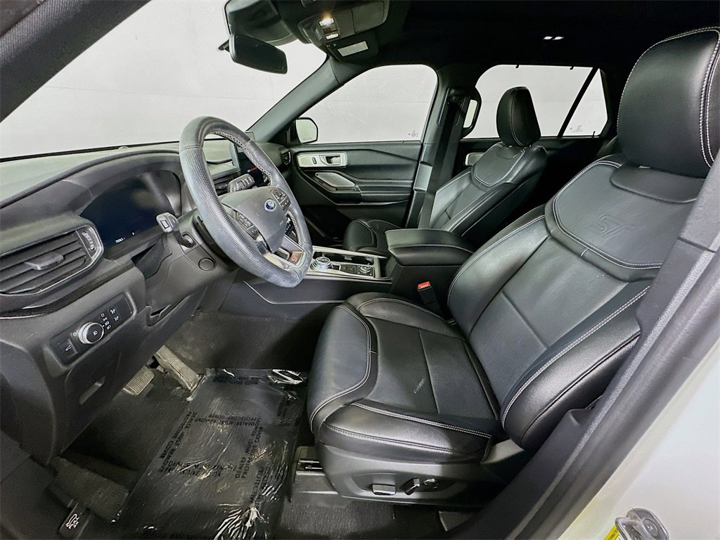 Used 2020 Ford Explorer ST w/ ST Street Pack image 16