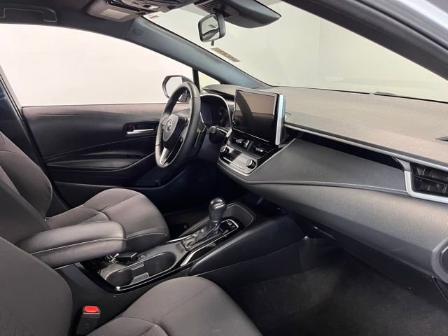 Used 2025 Toyota Corolla SE image 11