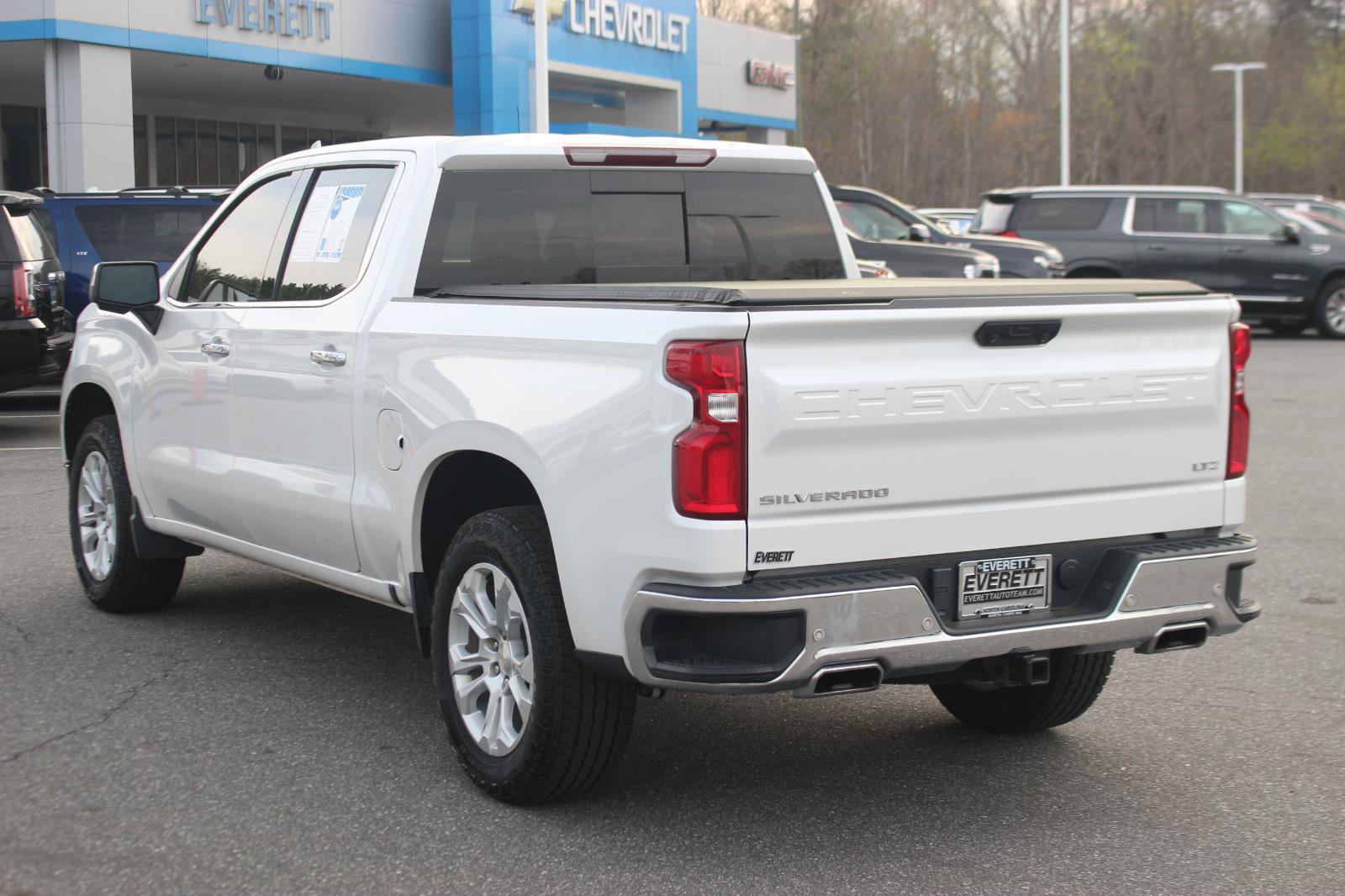 Used 2023 Chevrolet Silverado 1500 LTZ w/ LTZ Premium Package image 5