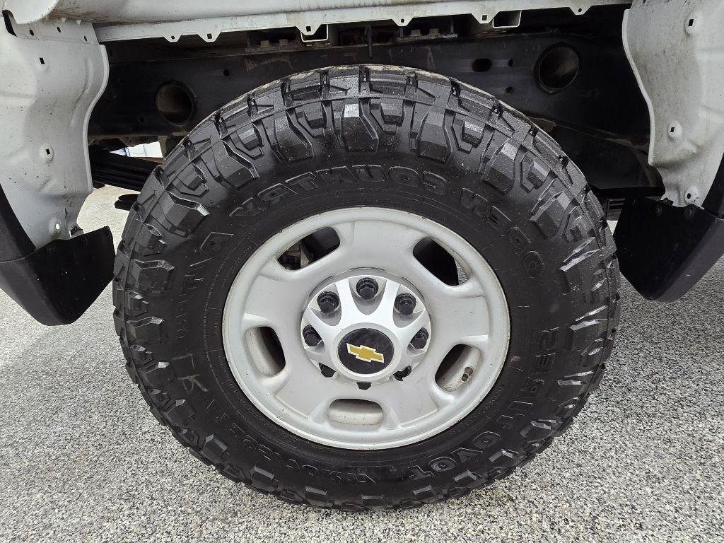 Used 2024 Chevrolet Silverado 2500 W/T w/ WT Convenience Package AWD/4WD image 31