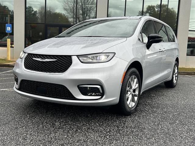 New 2026 Chrysler Pacifica Limited