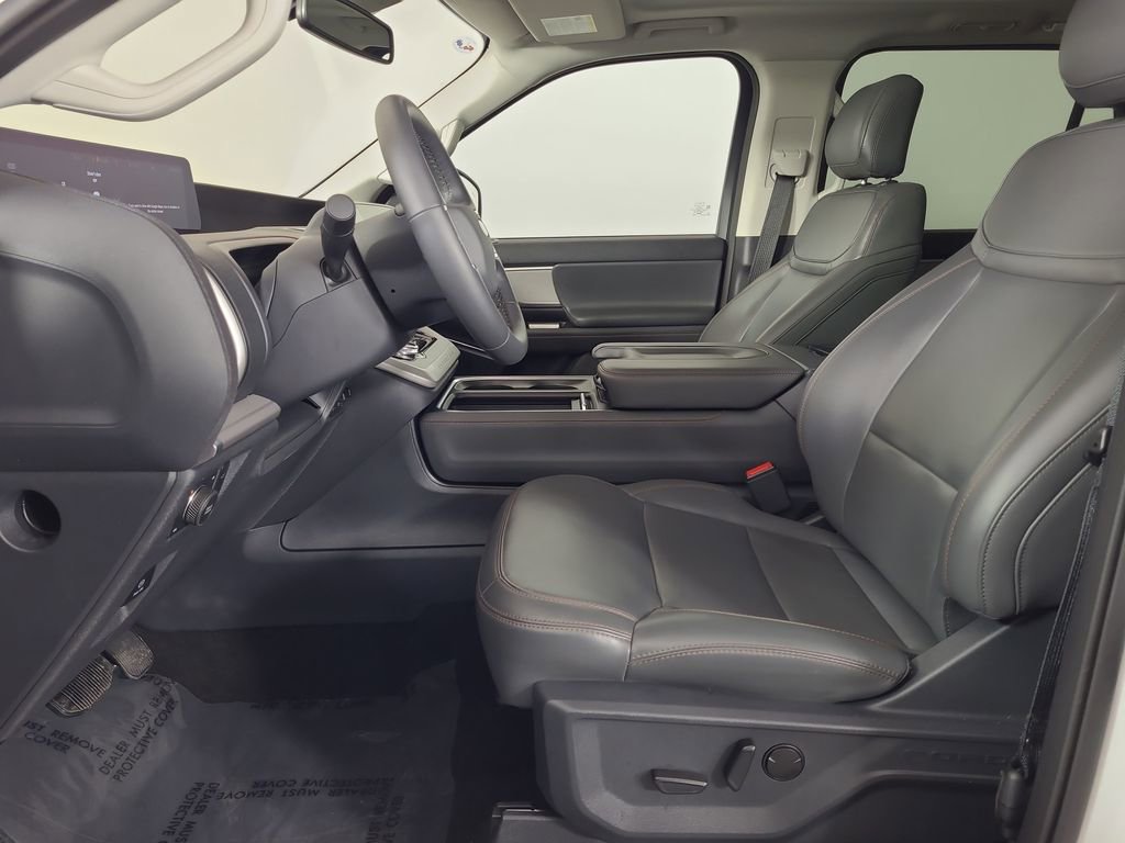 Used 2025 Ford Expedition Max Active image 19