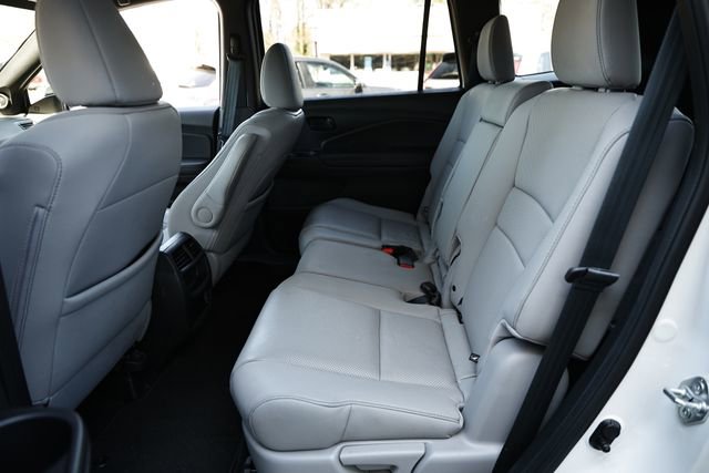 Used 2023 Honda Passport EX-L image 27