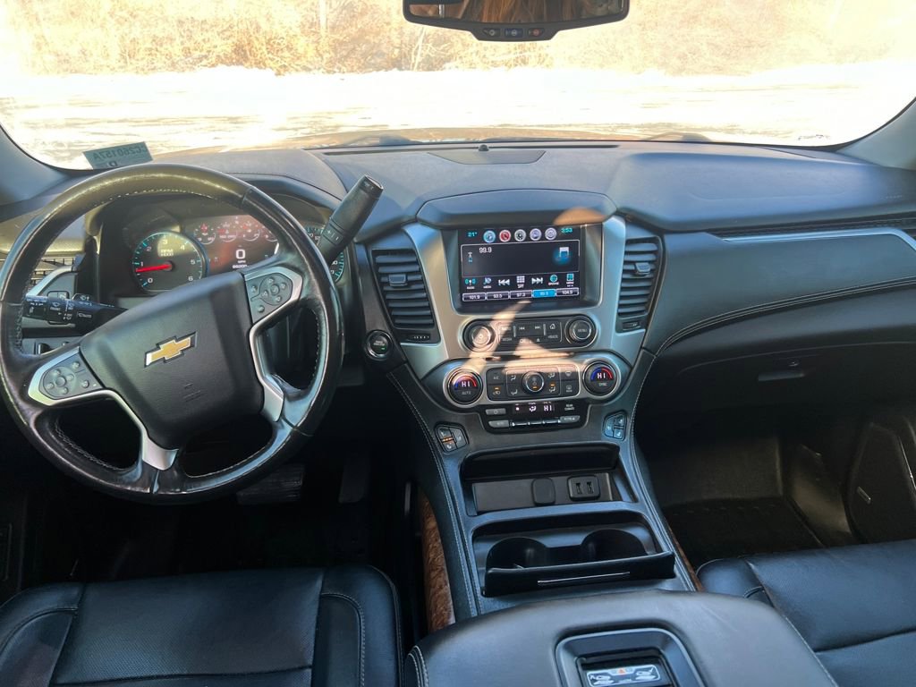 Used 2018 Chevrolet Suburban Premier image 24