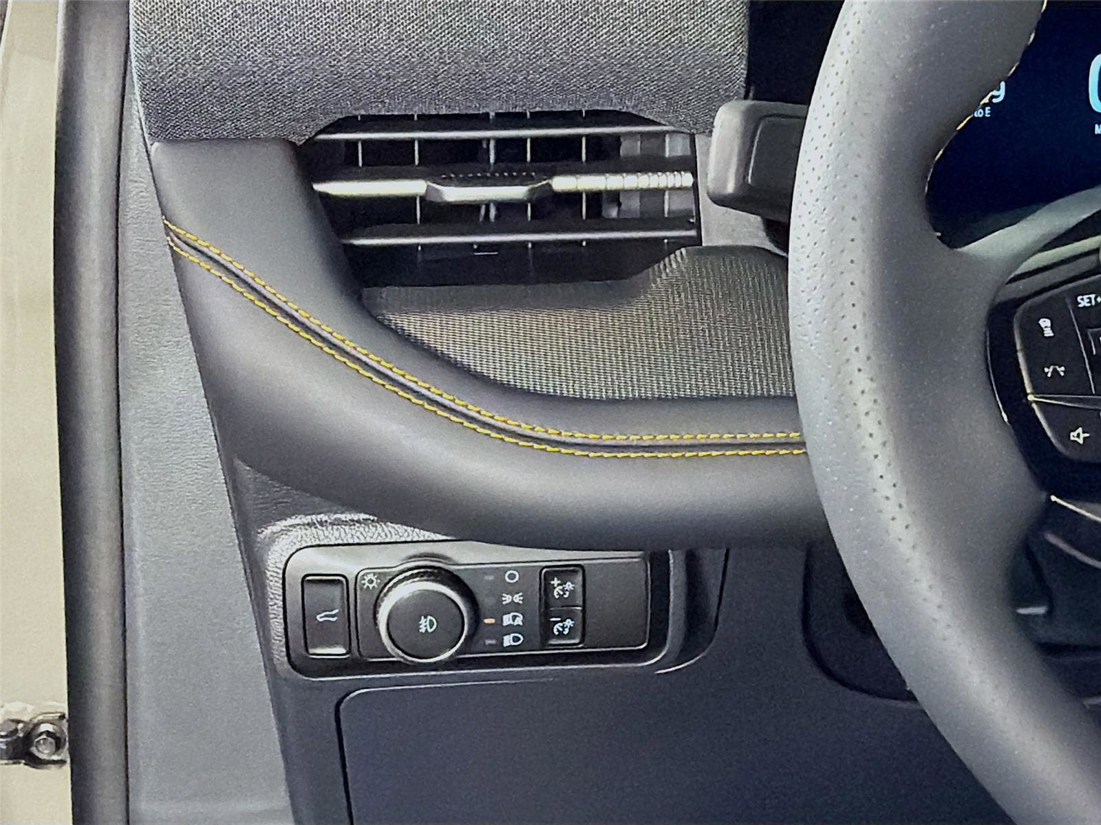 Used 2026 Ford Explorer Tremor w/ Tremor Ultimate Package image 10