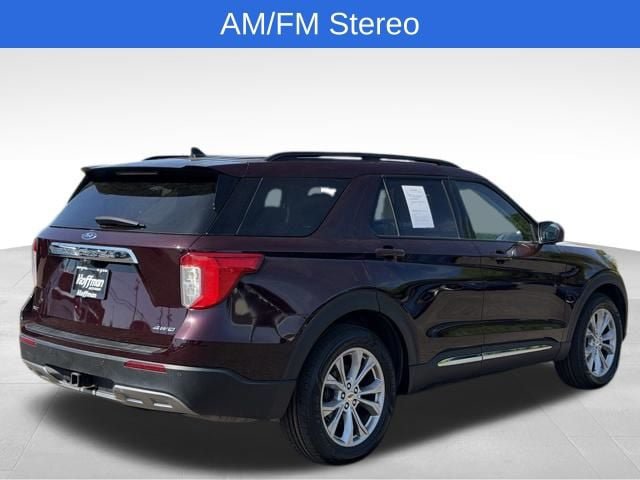 Used 2023 Ford Explorer XLT w/ Equipment Group 202A AWD/4WD image 8