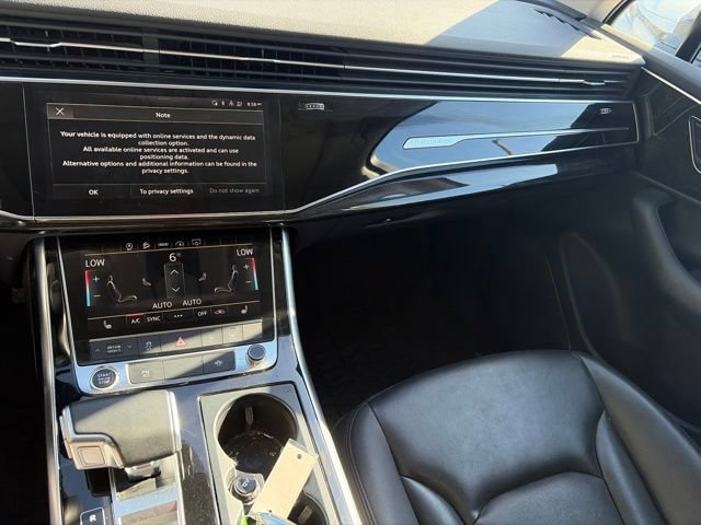 Used 2022 Audi Q7 3.0T Premium w/ Convenience Package AWD/4WD image 17