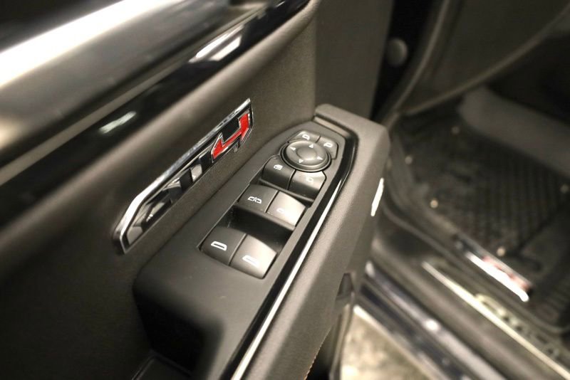 Used 2023 GMC Sierra 1500 AT4 w/ AT4 Premium Package image 10
