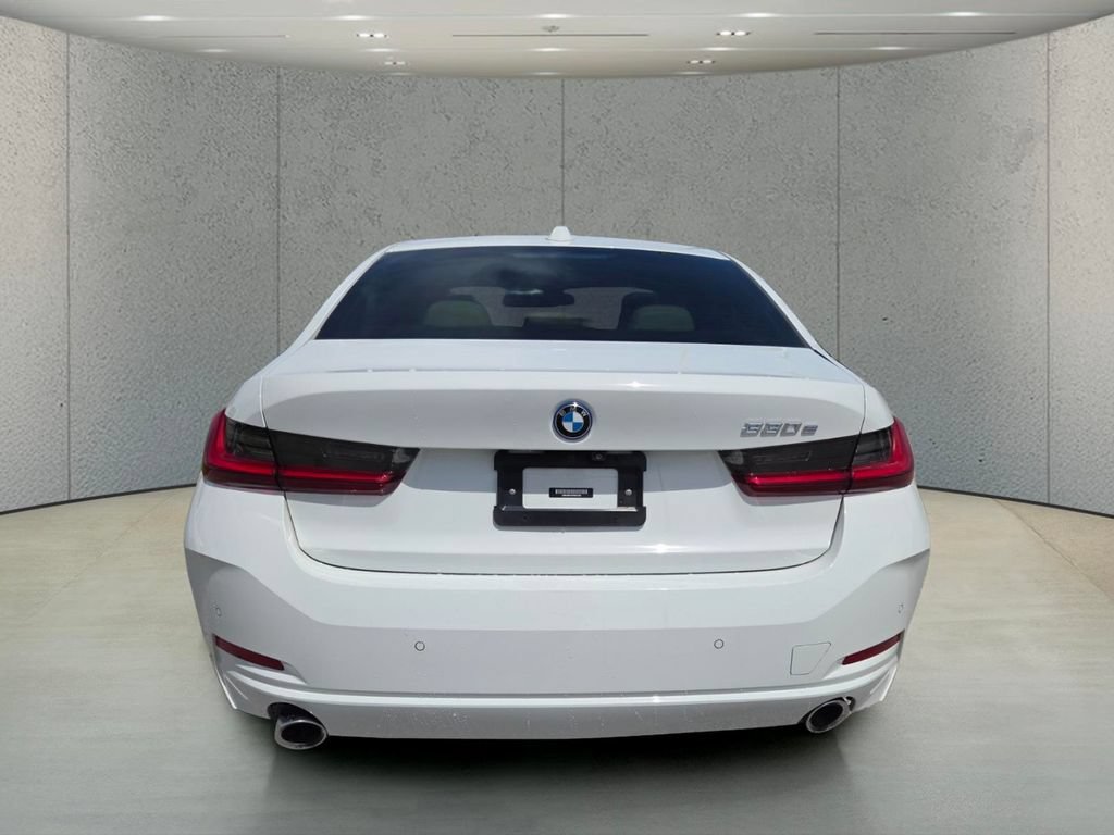 Used 2023 BMW 330e w/ Driving Assistance Package RWD image 6