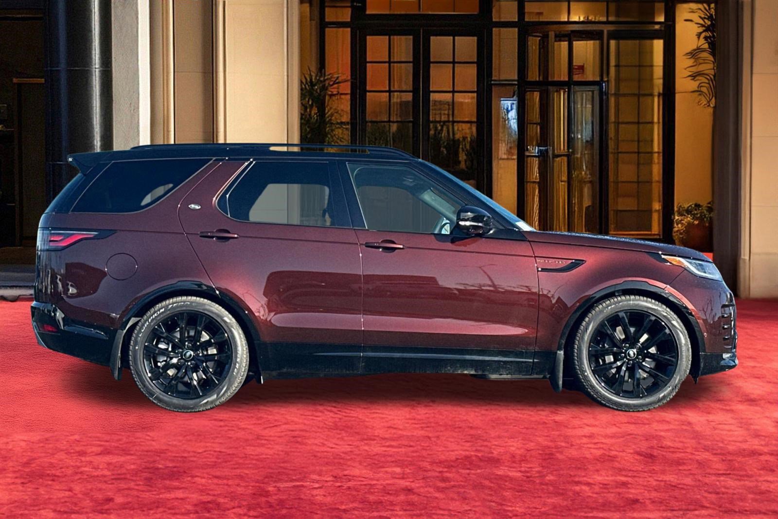 New 2026 Land Rover Discovery Limited Edition AWD/4WD image 6