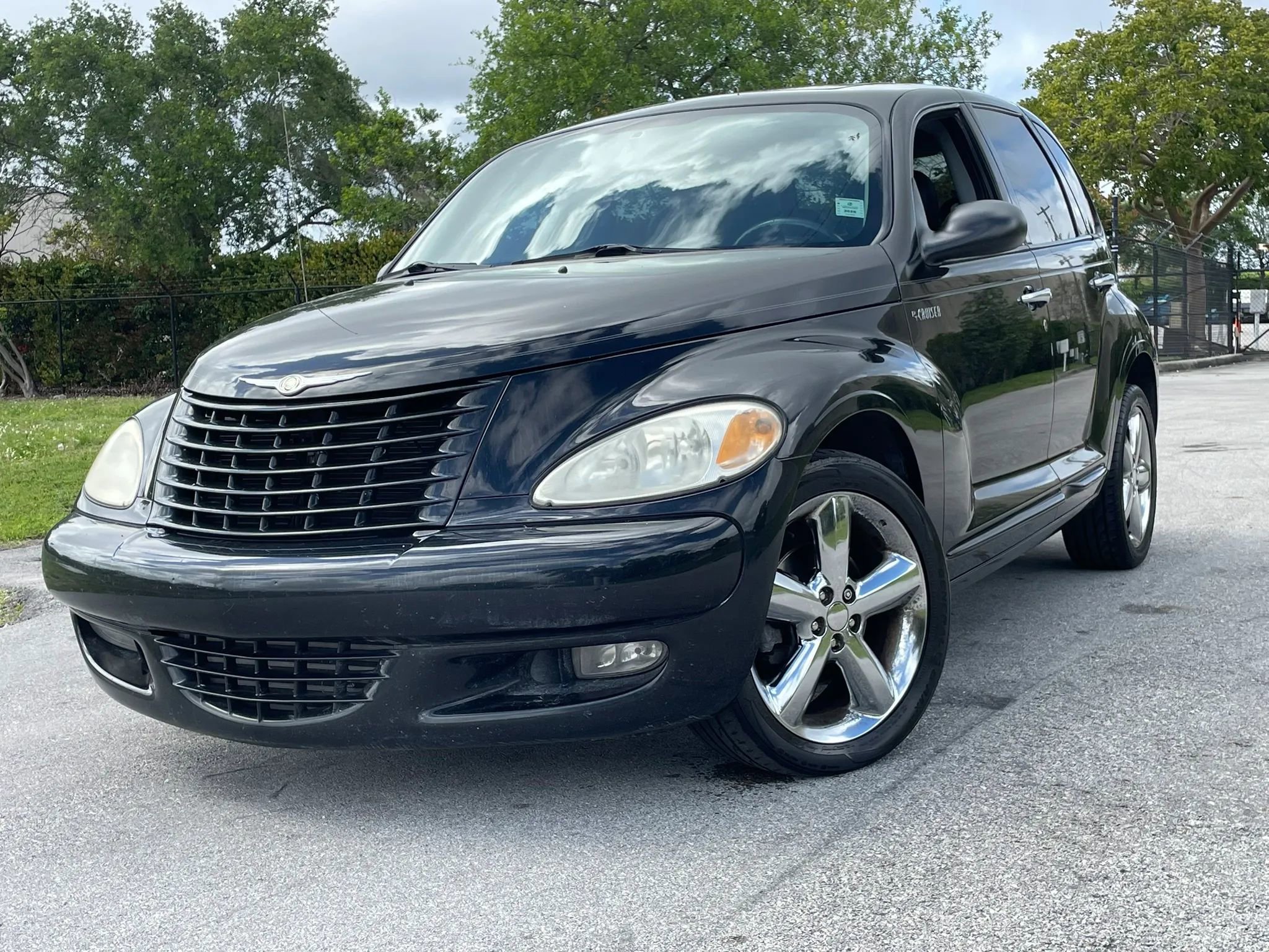 Used 2003 Chrysler PT Cruiser GT image 2