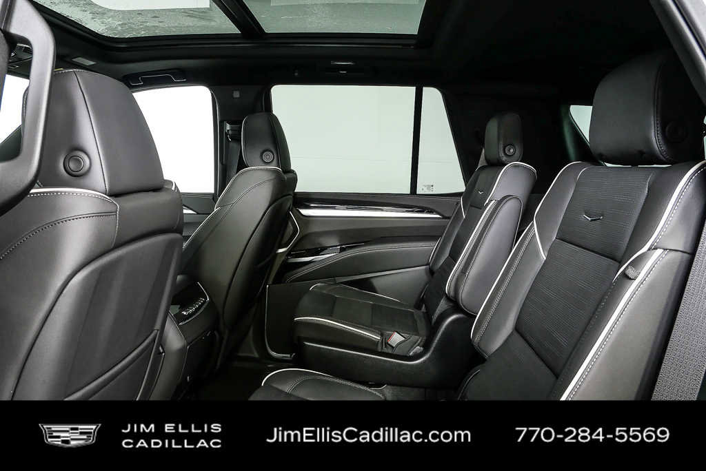 Used 2026 Cadillac Escalade Sport w/ Touring Package image 18