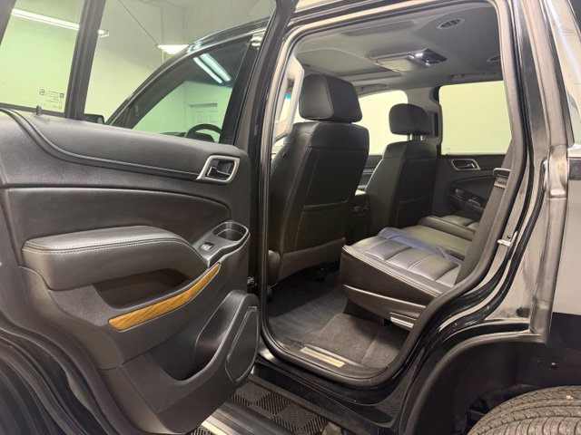 Used 2020 GMC Yukon Denali w/ Denali Ultimate Black Edition AWD/4WD image 27