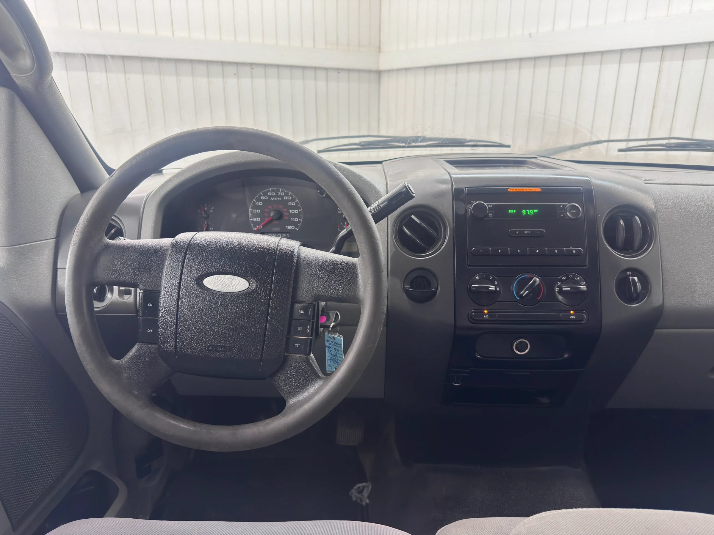 Used 2005 Ford F150 XL RWD image 13
