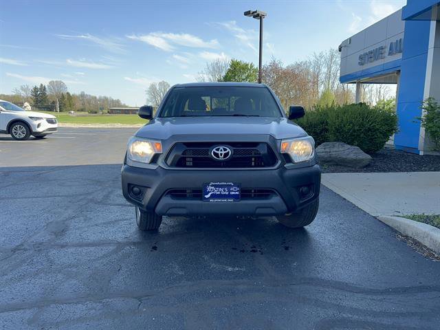 Used 2015 Toyota Tacoma 2WD Double Cab w/ Convenience Package image 2