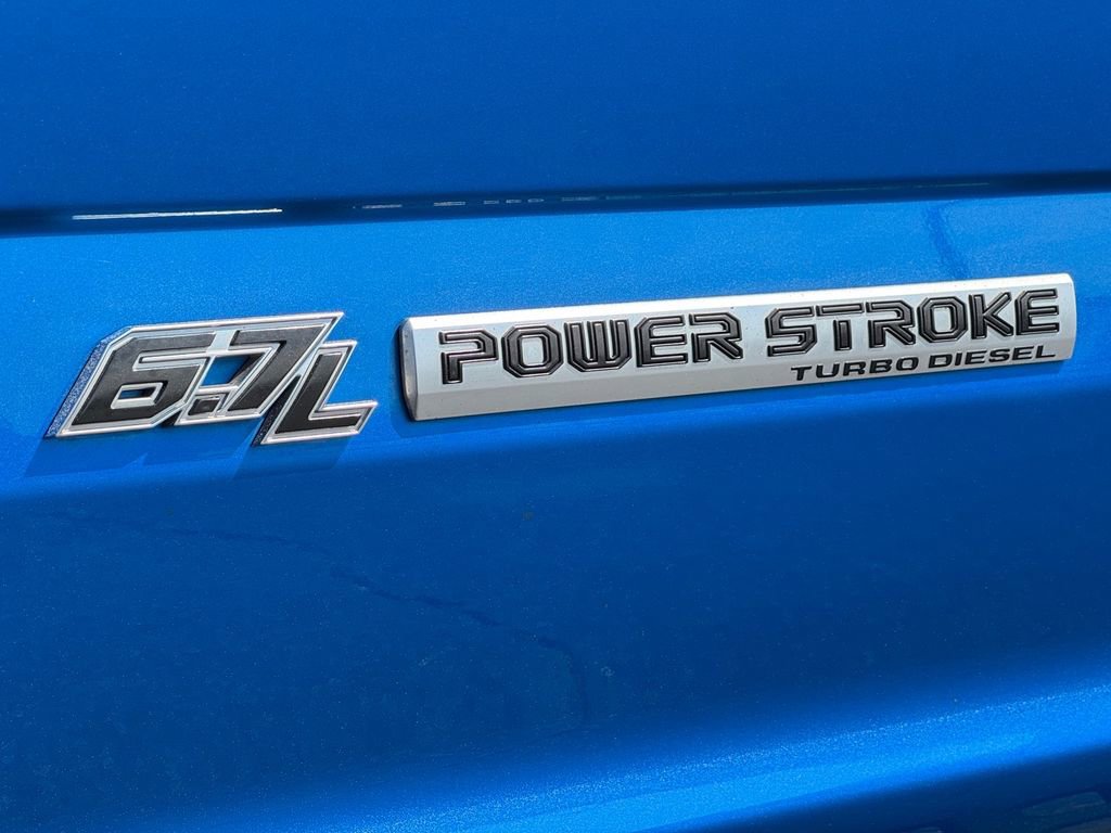 Used 2021 Ford F250 Platinum w/ Tremor Off-Road Package image 10