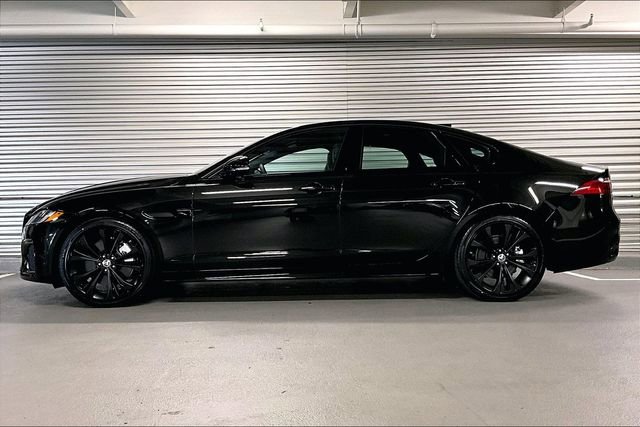 New 2024 Jaguar XF R-Dynamic SE image 3