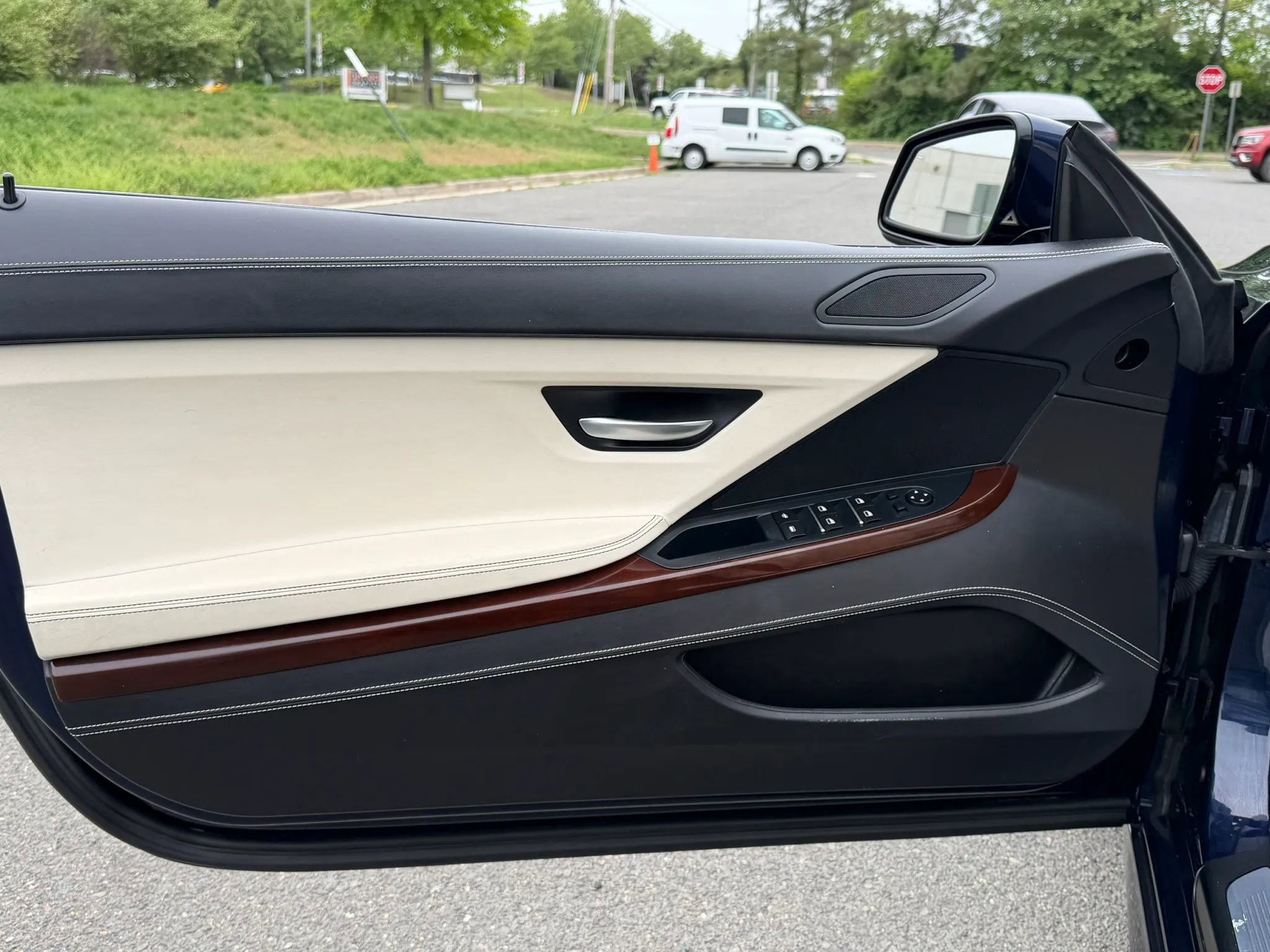 Used 2014 BMW 650i xDrive Convertible AWD/4WD image 19