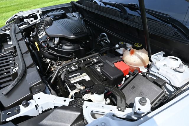 Used 2020 GMC Acadia SLT FWD image 16