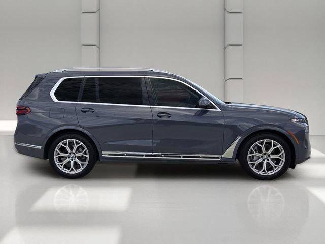 Used 2026 BMW X7 xDrive40i AWD/4WD image 6