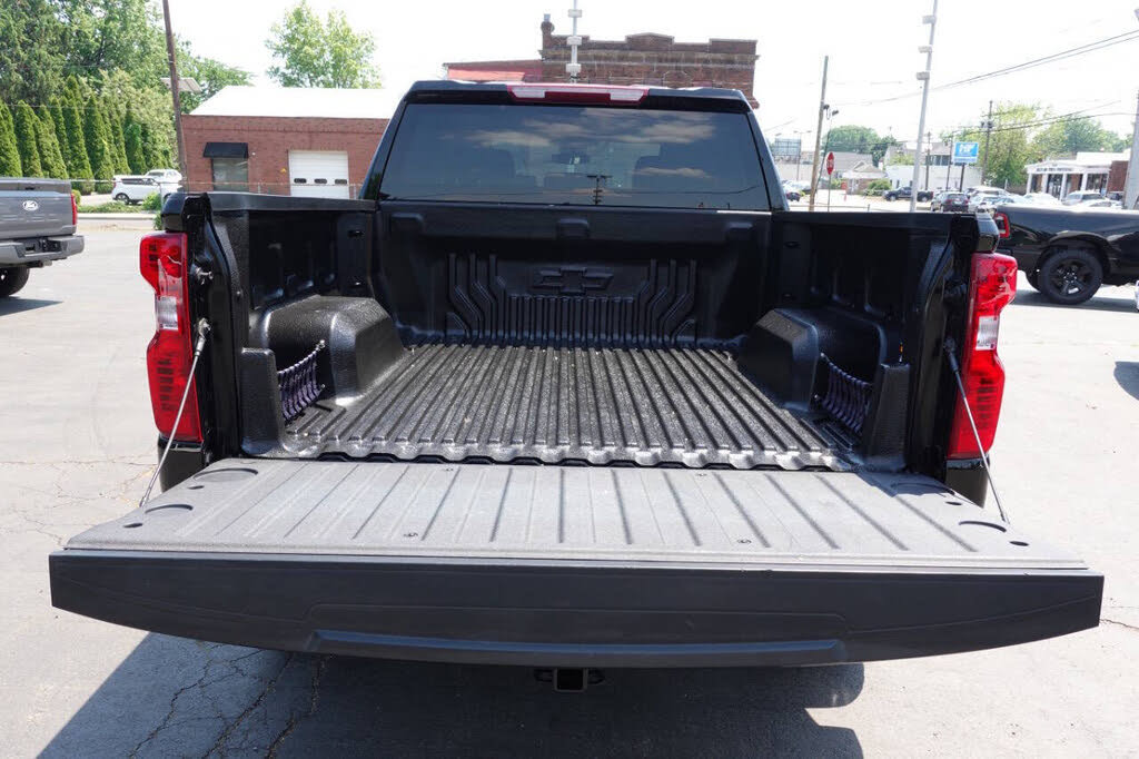Used 2024 Chevrolet Silverado 1500 LT AWD/4WD image 26