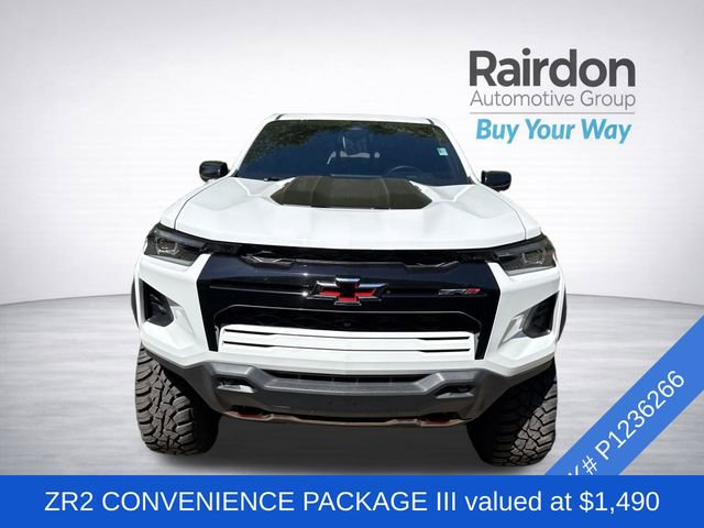 Used 2023 Chevrolet Colorado ZR2 w/ ZR2 Convenience Package III AWD/4WD image 2
