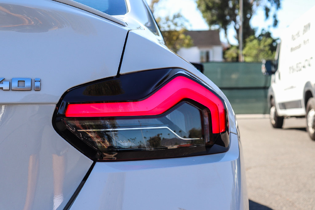 Used 2025 BMW M240i Coupe RWD image 7