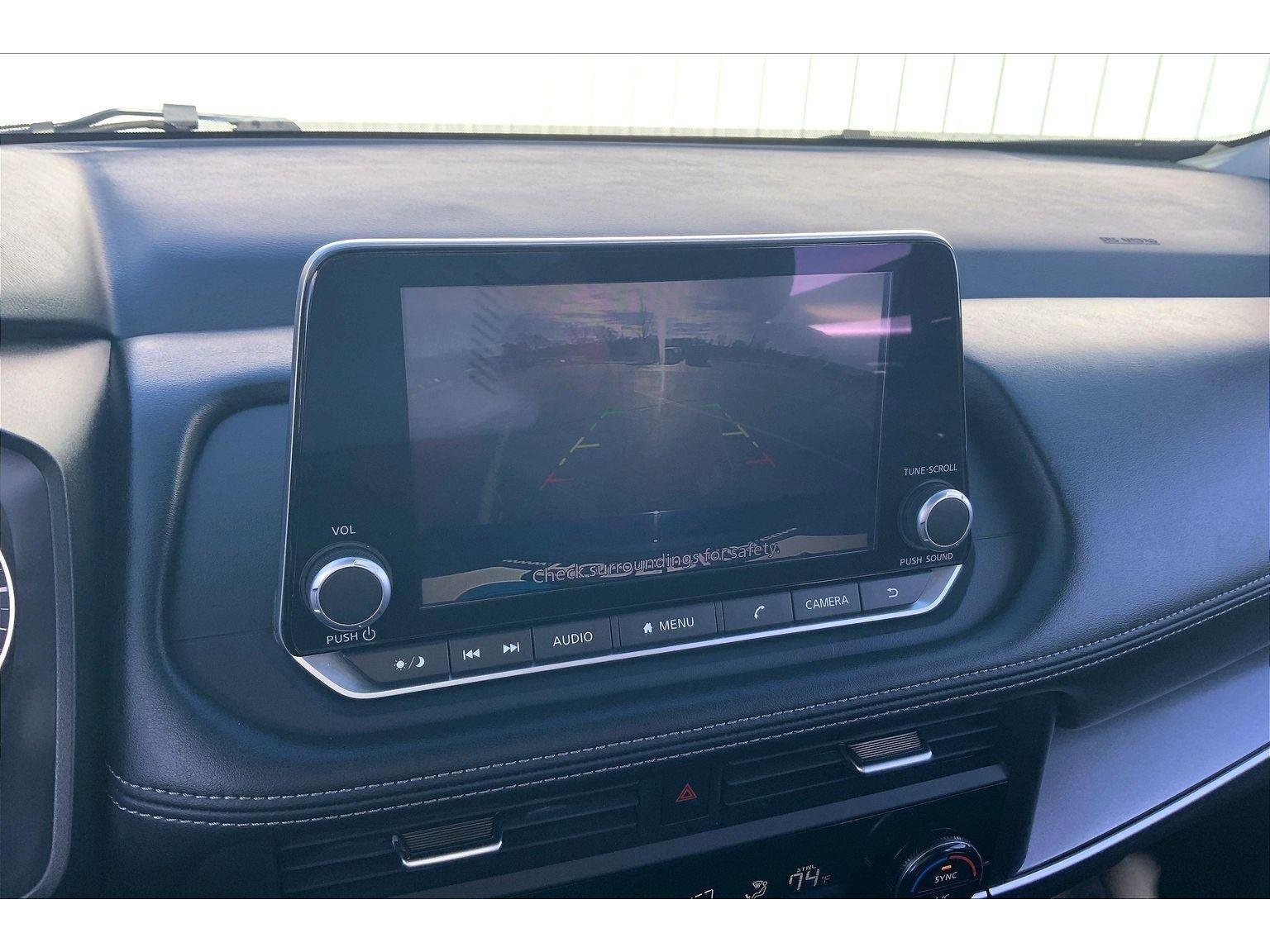 Used 2025 Nissan Rogue SV image 20