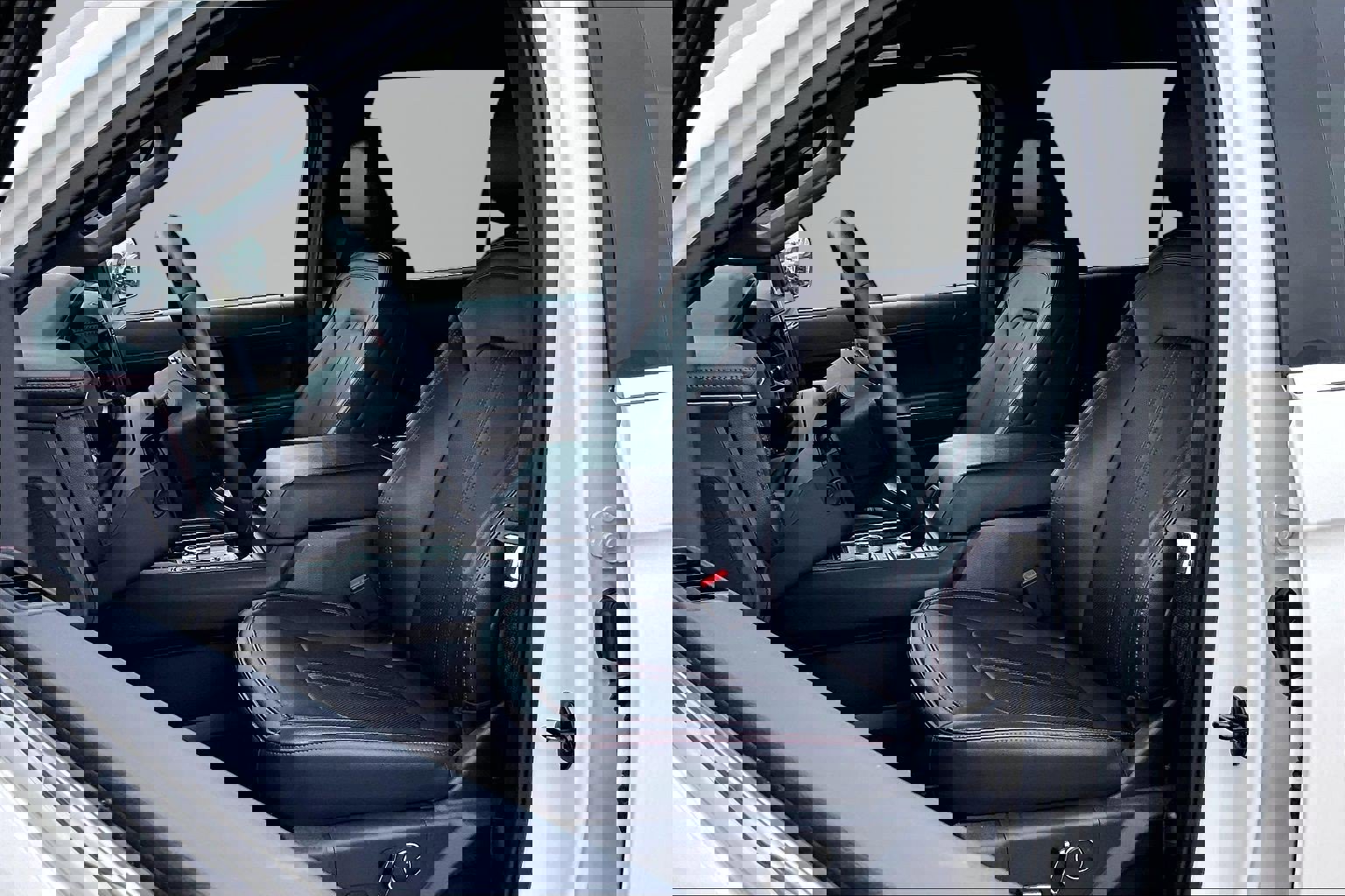 Used 2024 Ford Expedition Limited image 16