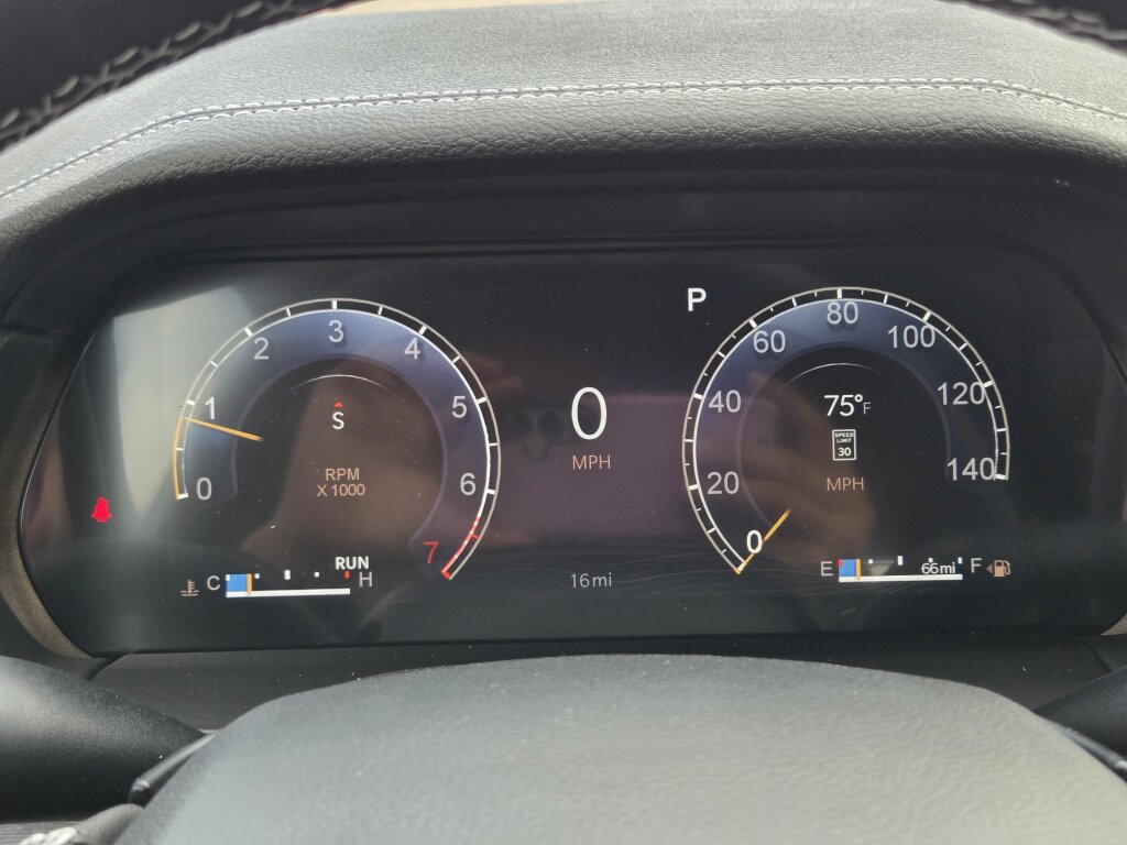 New 2027 Jeep Grand Cherokee Altitude AWD/4WD image 18