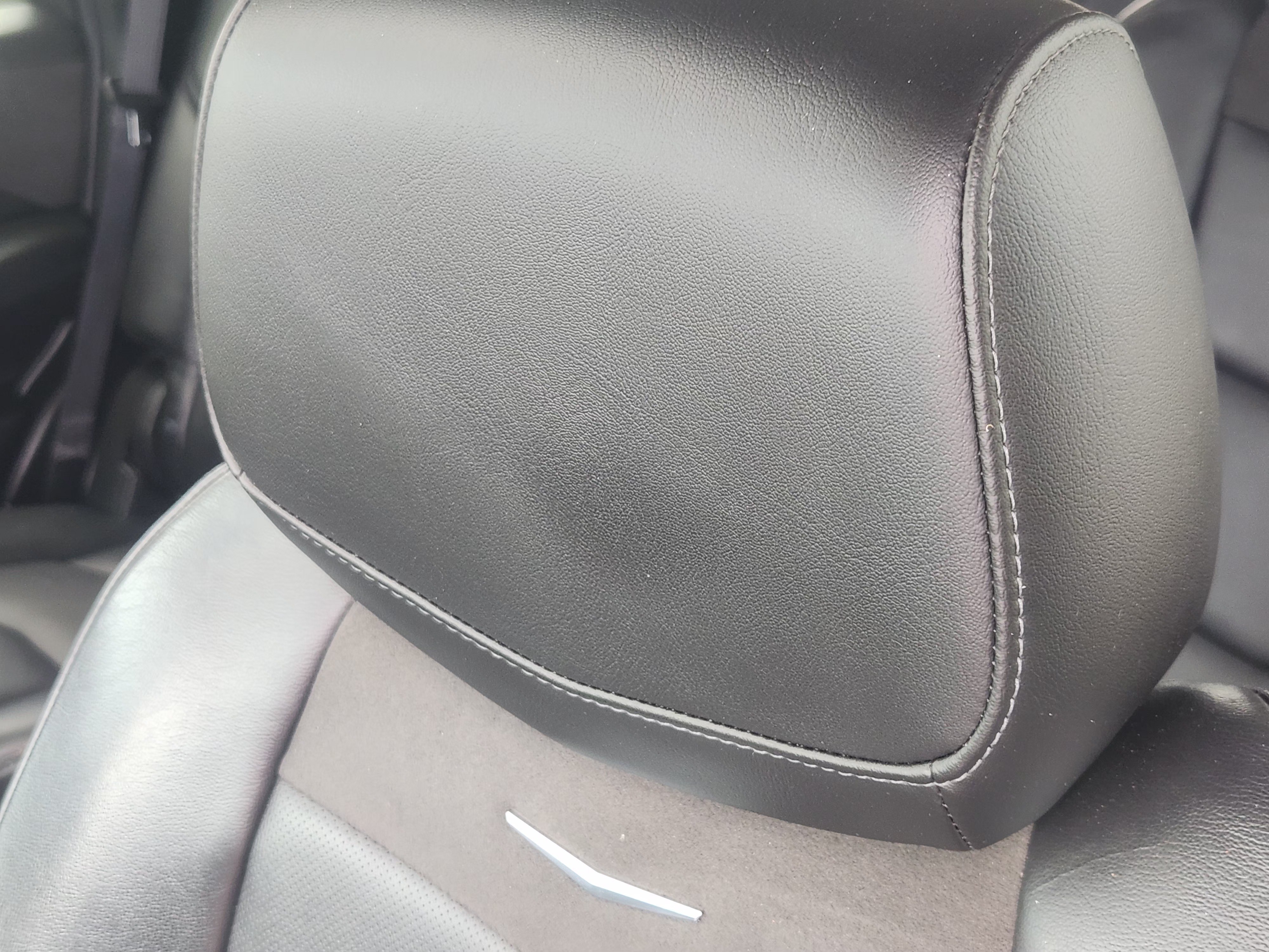 Used 2019 Cadillac Escalade Luxury RWD image 15