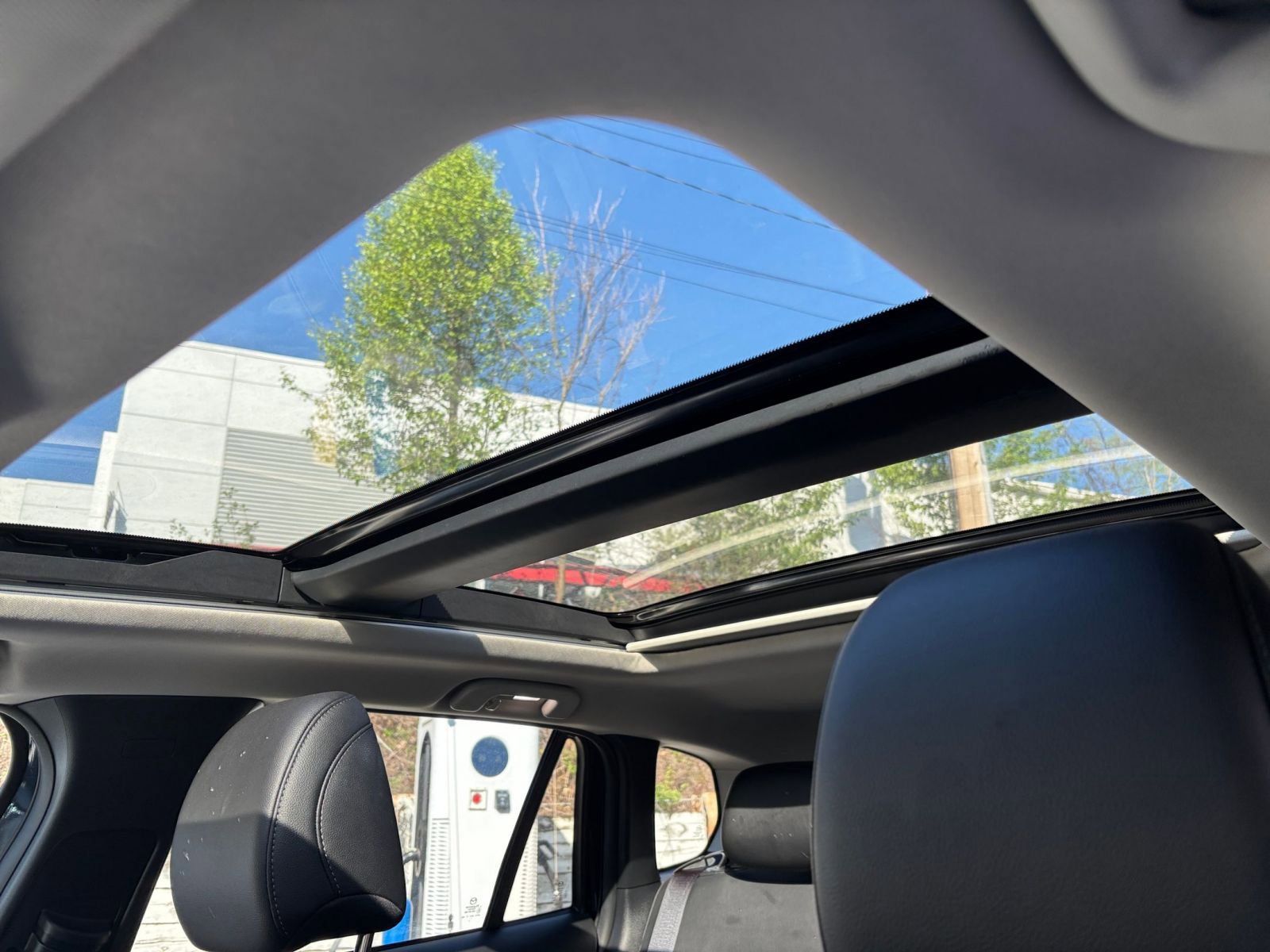 Used 2025 MAZDA CX-50 2.5 Hybrid w/ Premium Plus Pkg AWD/4WD image 30