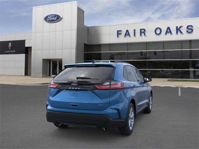 New 2024 Ford Edge SE image 8