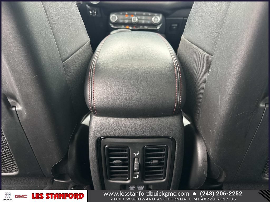 Used 2025 Dodge Durango R/T AWD/4WD image 16