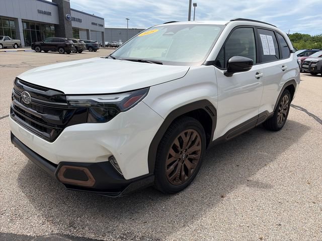 Used 2025 Subaru Forester Sport AWD/4WD image 3