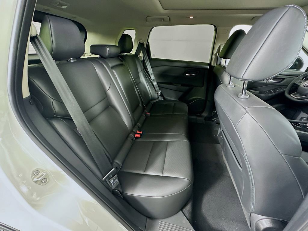 New 2026 Nissan Rogue SV image 34