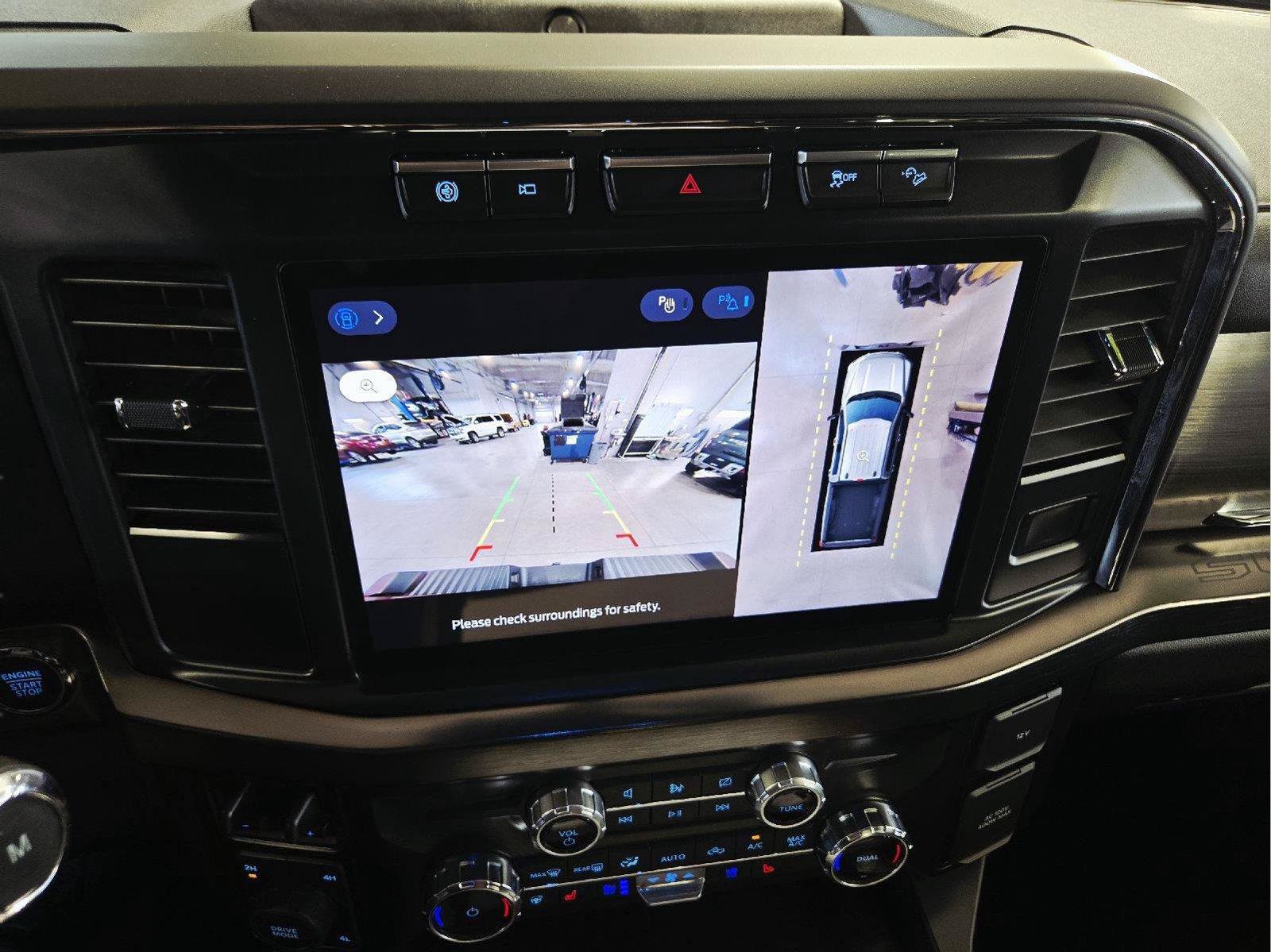 Used 2024 Ford F350 Lariat w/ Sport Appearance Package AWD/4WD image 27