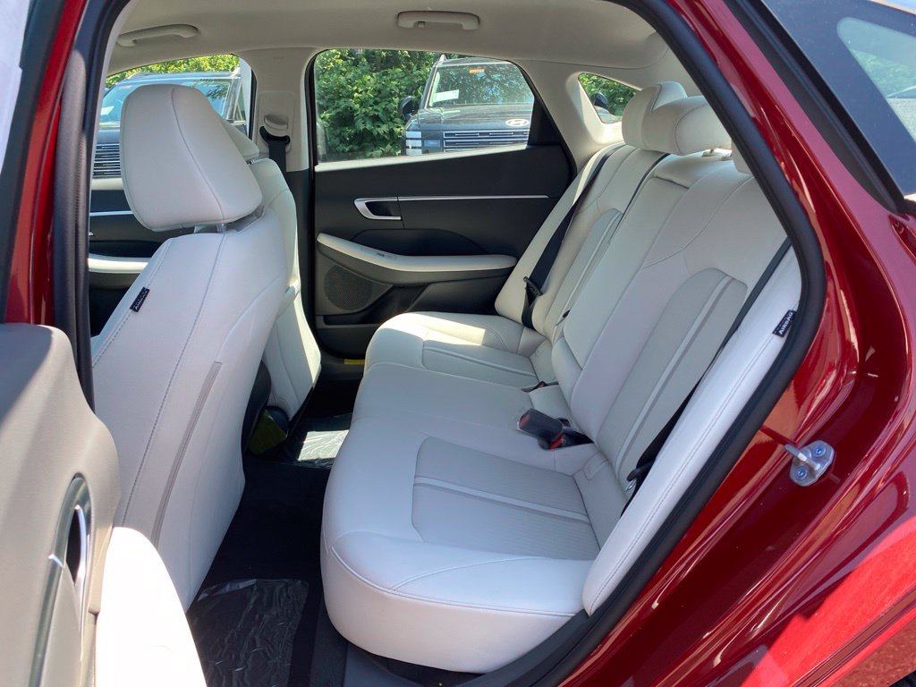 New 2026 Hyundai Sonata SEL FWD image 13