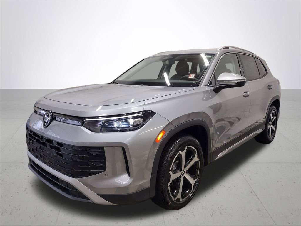 New 2026 Volkswagen Tiguan SE image 2