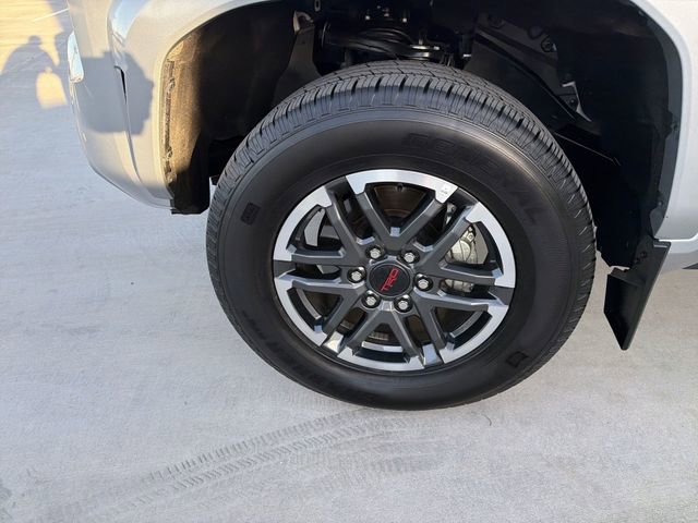 Certified 2024 Toyota Tacoma TRD Sport w/ TRD Sport Premium Package AWD/4WD image 31