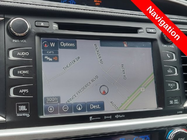 Used 2017 Toyota Highlander Limited AWD/4WD image 13