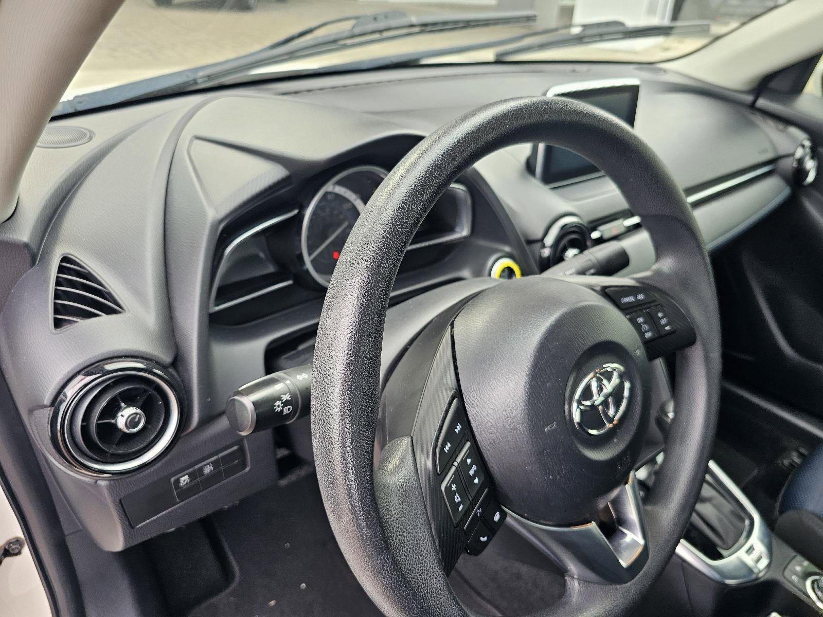 Used 2018 Toyota Yaris iA image 17