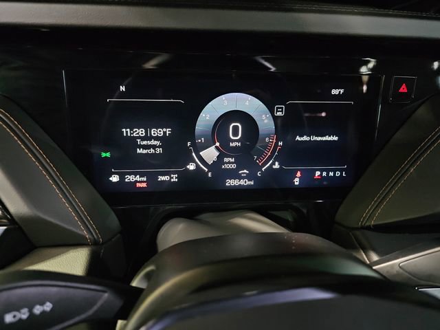 Used 2025 GMC Yukon AT4 w/ AT4 Premium Package image 33