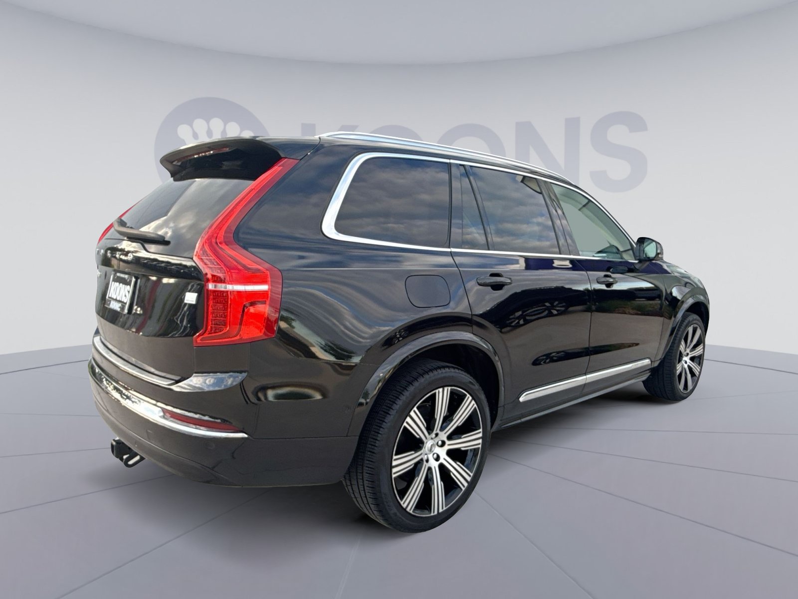 Certified 2023 Volvo XC90 T8 Plus w/ Protection Package Premier AWD/4WD image 7